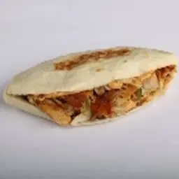 Chicken Shawarma Sandwich With Smoked Iraqi Bread